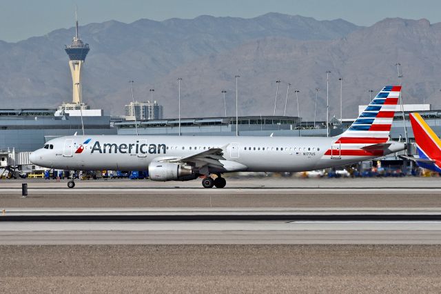 Airbus A321 (N177US)