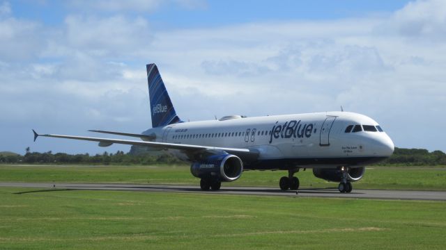 Airbus A320 (N597JB)