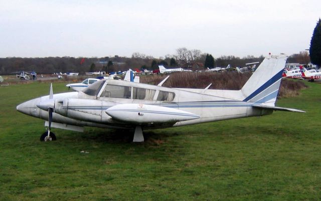 Piper PA-30 Twin Comanche (N320MR) - Devoid of markings this Twin Comanche has languished at Elstree UK for some time.  Seen here on 17-Jan-09.