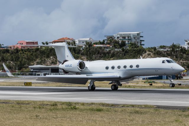 Gulfstream Aerospace Gulfstream V (N585JC)