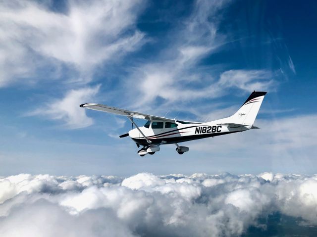 Cessna Skylane (N182BC)