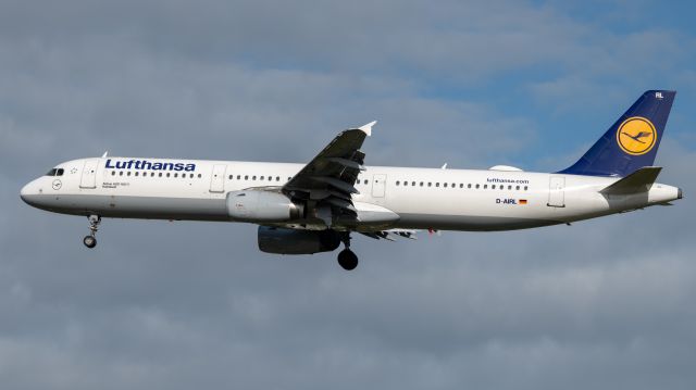 Airbus A321 (D-AIRL)