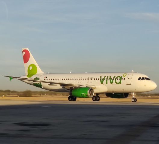 Airbus A320 (XA-VDG)