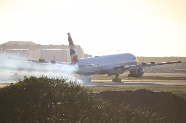 BOEING 777-300ER (G-STBK)