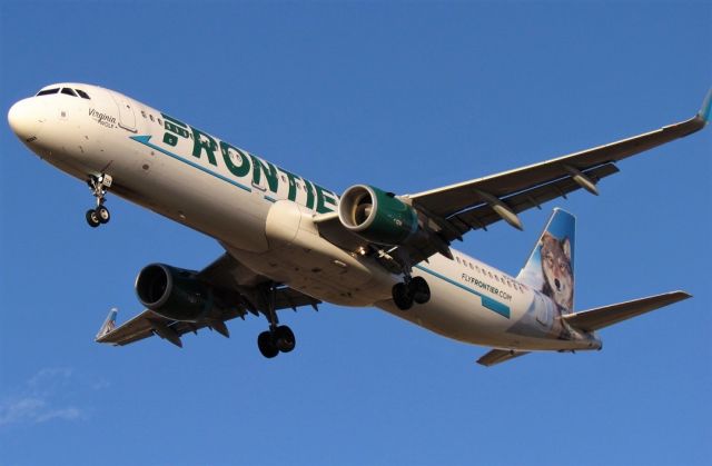 Airbus A321 (N704FR) - A slightly too zoomed in shot of a Frontier A321 flying over the CVG Airplane viewing area