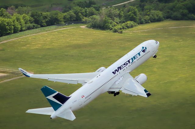BOEING 767-300 (twin-jet) (B763) Aircraft (page 1) - FlightAware