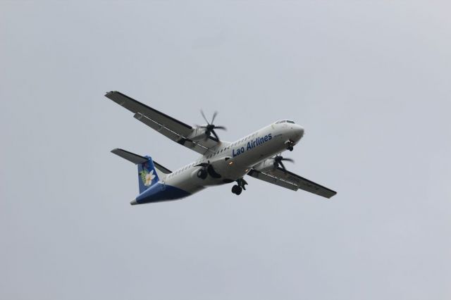 ATR ATR-72 (RDPL-34174) - Spotting at VTBS, July 31st, 2015