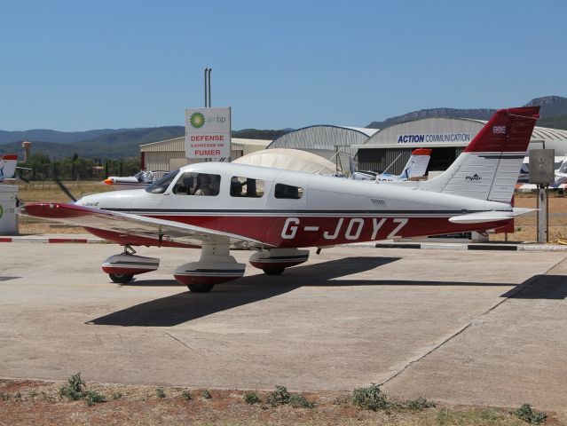 Piper Cherokee (G-JOYZ) - 24 AOUT 2016