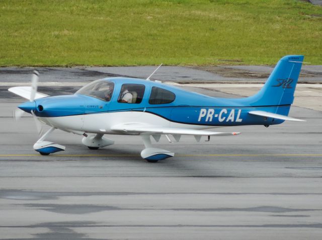 Cirrus SR-22 (PR-CAL)