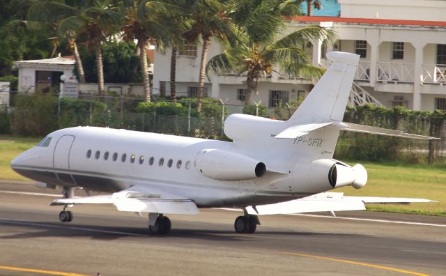 Dassault Falcon 900 (VP-CFR)