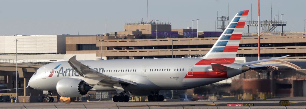 Boeing 787-8 (N819AN) - phoenix sky harbor international airport 15FEB20