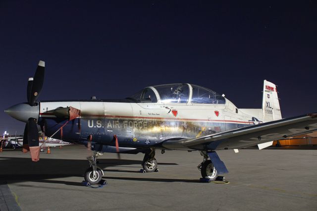 North American T-6 Texan (00595)