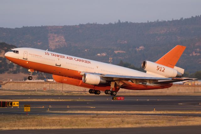 McDonnell Douglas DC-10 (N522AX)