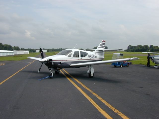 Rockwell Commander 114 (N6095Z)