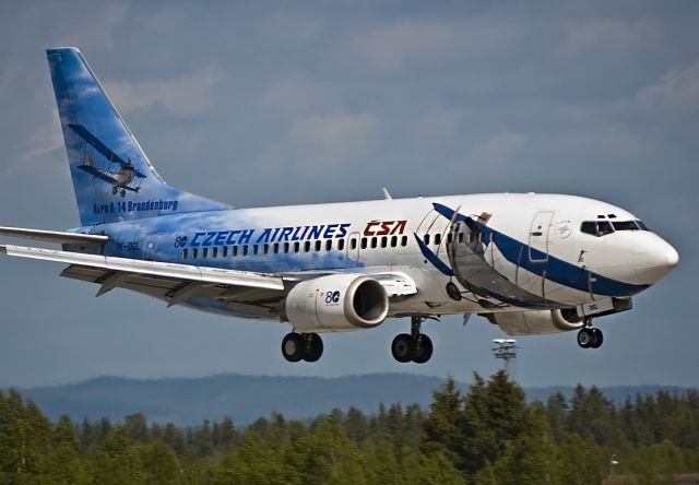 Boeing 737-500 (OK-DKL) - 2005