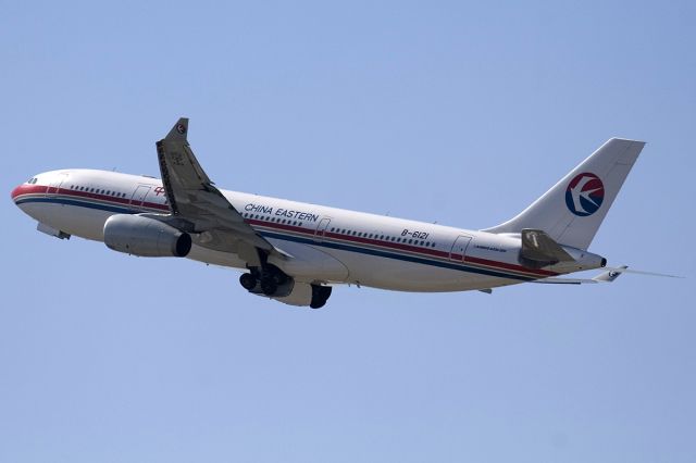 Airbus A330-200 (B-6121) - 2 SEP 2007