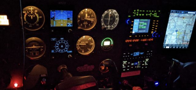 Cessna Skyhawk (N6521D)