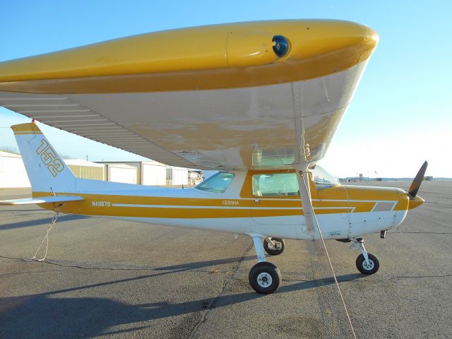 Cessna 152 (N49878)