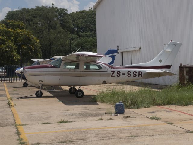 Cessna Centurion (ZS-SSR) - 1 FEB 2017