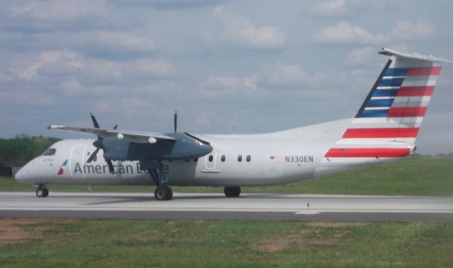 De Havilland Fox Moth (N330EN) - American/Piedmont Airlines N330EN after arriving at KCLT from KHTS...