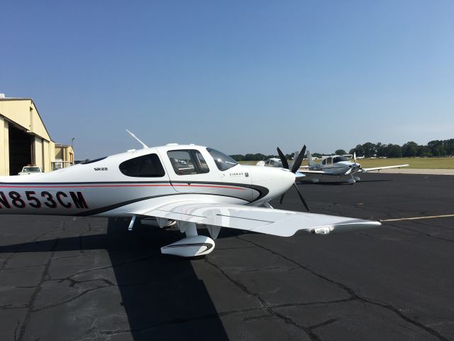 Cirrus SR-22 (N853CM)