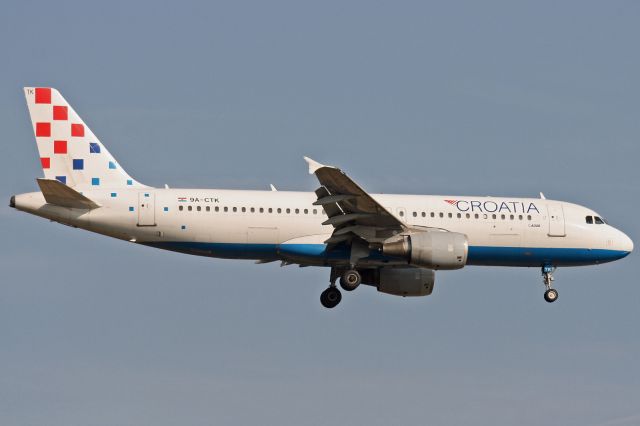 Airbus A320 (9A-CTK)