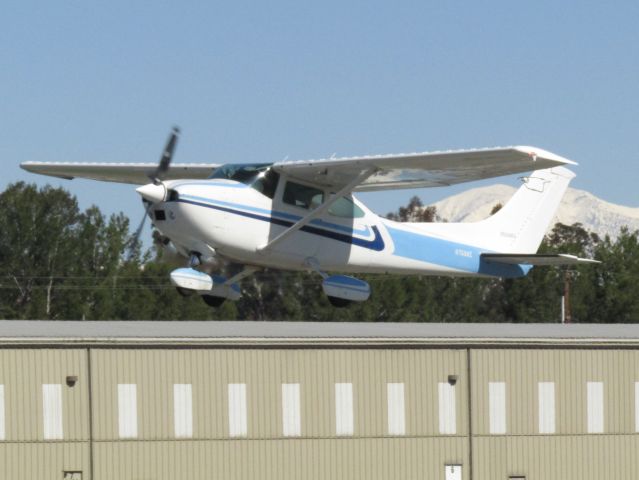 Cessna Skylane (N759WZ) - Taking off from RWY 24