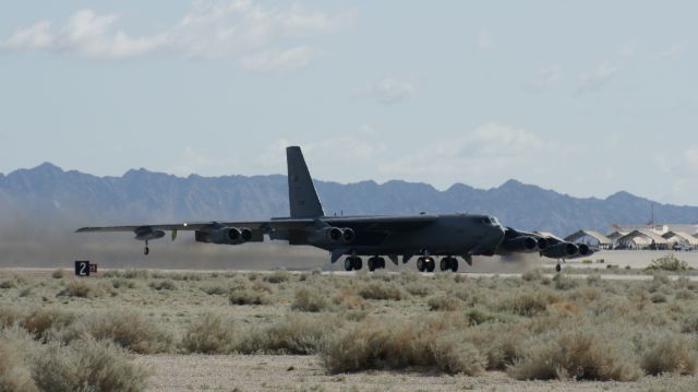 Boeing B-52 Stratofortress —