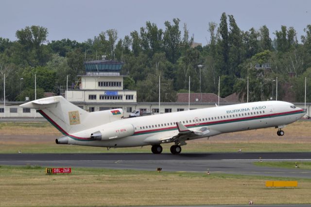 BOEING 727-200 (XT-BFA) - Burkina Faso Government