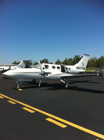 Cessna 421 (N237SM)