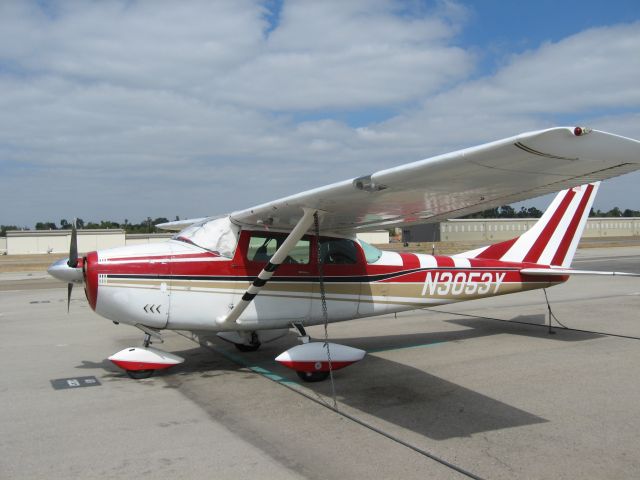 Cessna Skylane (N3053Y) - Parked at Fullerton