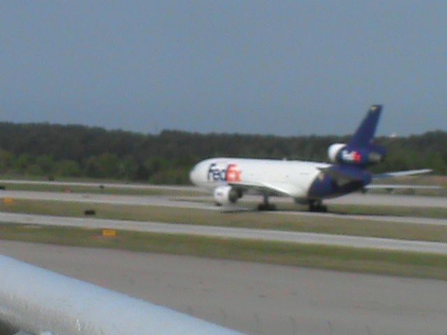 McDonnell Douglas DC-10 (N567FE)