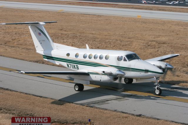 Beechcraft Super King Air 200 (N711KB)