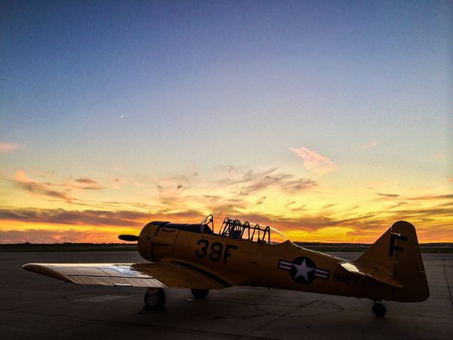 North American T-6 Texan —