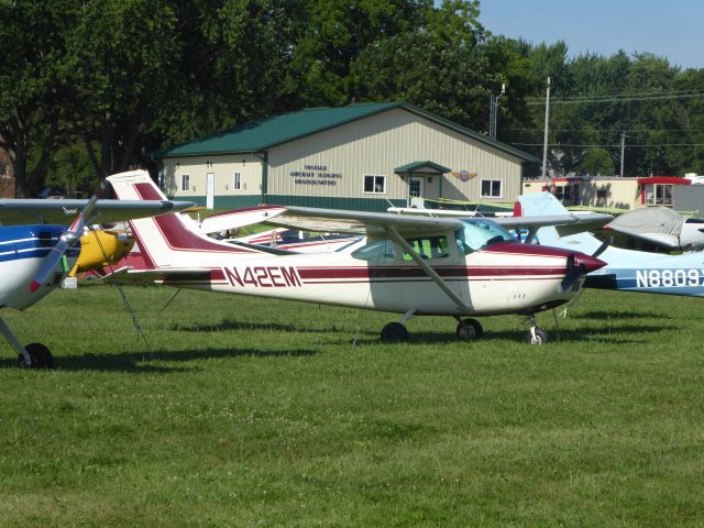 Cessna Skylane (N42EM)