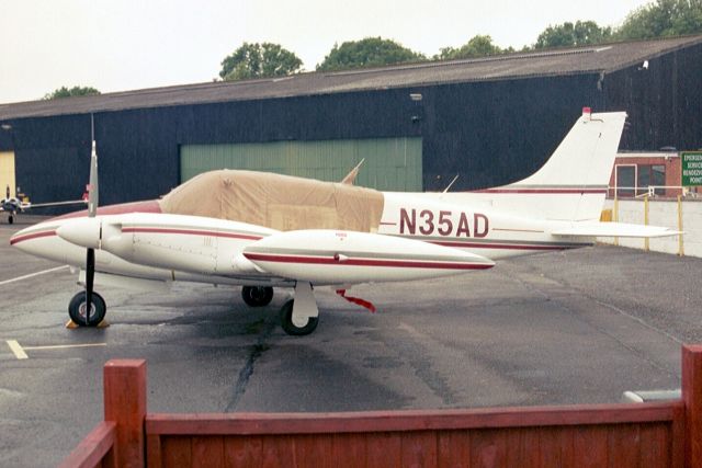 Piper PA-30 Twin Comanche (N35AD) - Seen here in Jun-04.