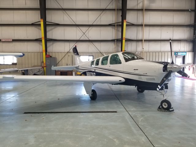 Beechcraft Bonanza (N8079Z)