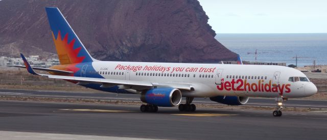 Boeing 757-200 (G-LSAC)