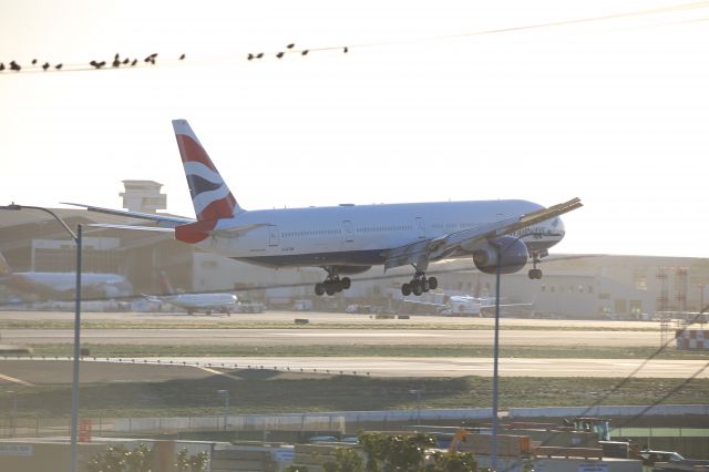 BOEING 777-300ER (G-STBK)