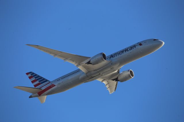 Boeing 787-9 Dreamliner (N820AL)