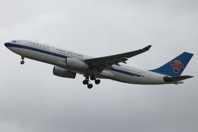 Airbus A330-200 (B-6059)