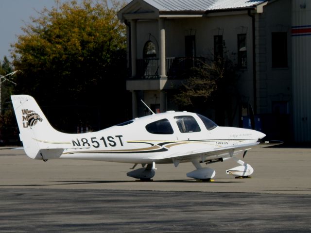 Cirrus SR-22 (N851ST) - A Western Michigan University College of Aviation Cirrus parked on the TAC Air Ramp at Blue Grass Airport (KLEX)...