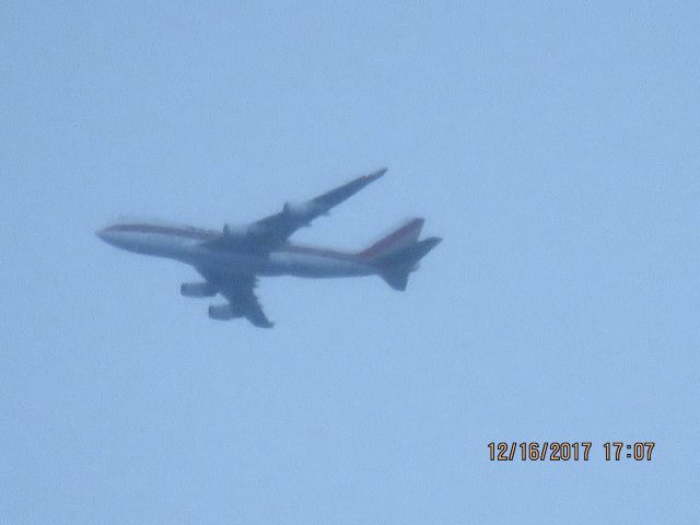 Boeing 747-400 (N403KZ)