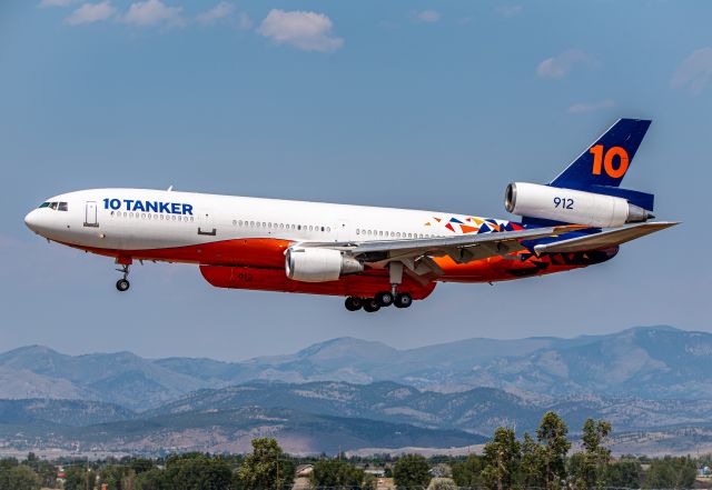 McDonnell Douglas DC-10 (N522AX) - 10 Tanker 912 arrival into HLN on Aug. 1,2022