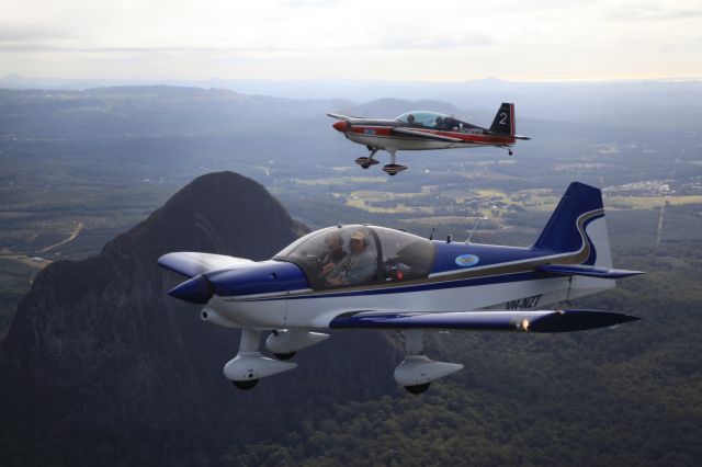 ROBIN R-2160 Alpha Sport (VH-NZT) - The aeros trainer and the competitor. Glass House Mountains