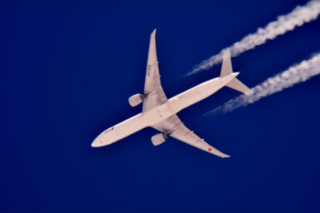 BOEING 777-300 (JA731A) - All Nippon 1 Washington Dulles to Narita Intl over Cleveland 30,000 ft 02-20-15