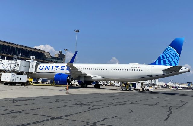 Airbus A321neo (N24513)