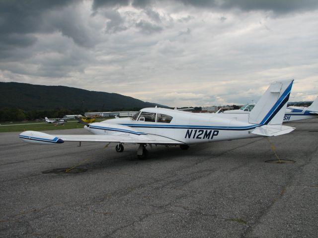 Piper PA-30 Twin Comanche (N12MP)