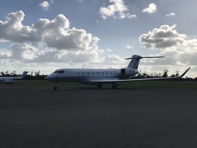 Gulfstream Aerospace Gulfstream G650 (N927MC) - KISM Kissimmee Jet Center ramp G-650 CMC AVIATION TRUST