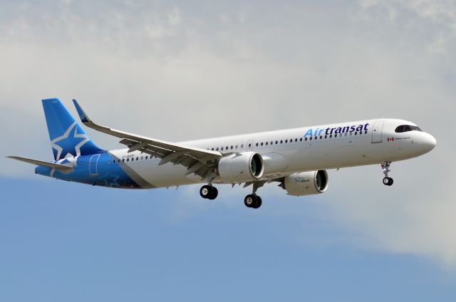 Airbus A321 (C-GOIF)